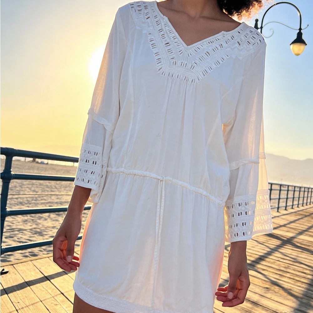 Blue Island Elegant White Beach Cover-Up